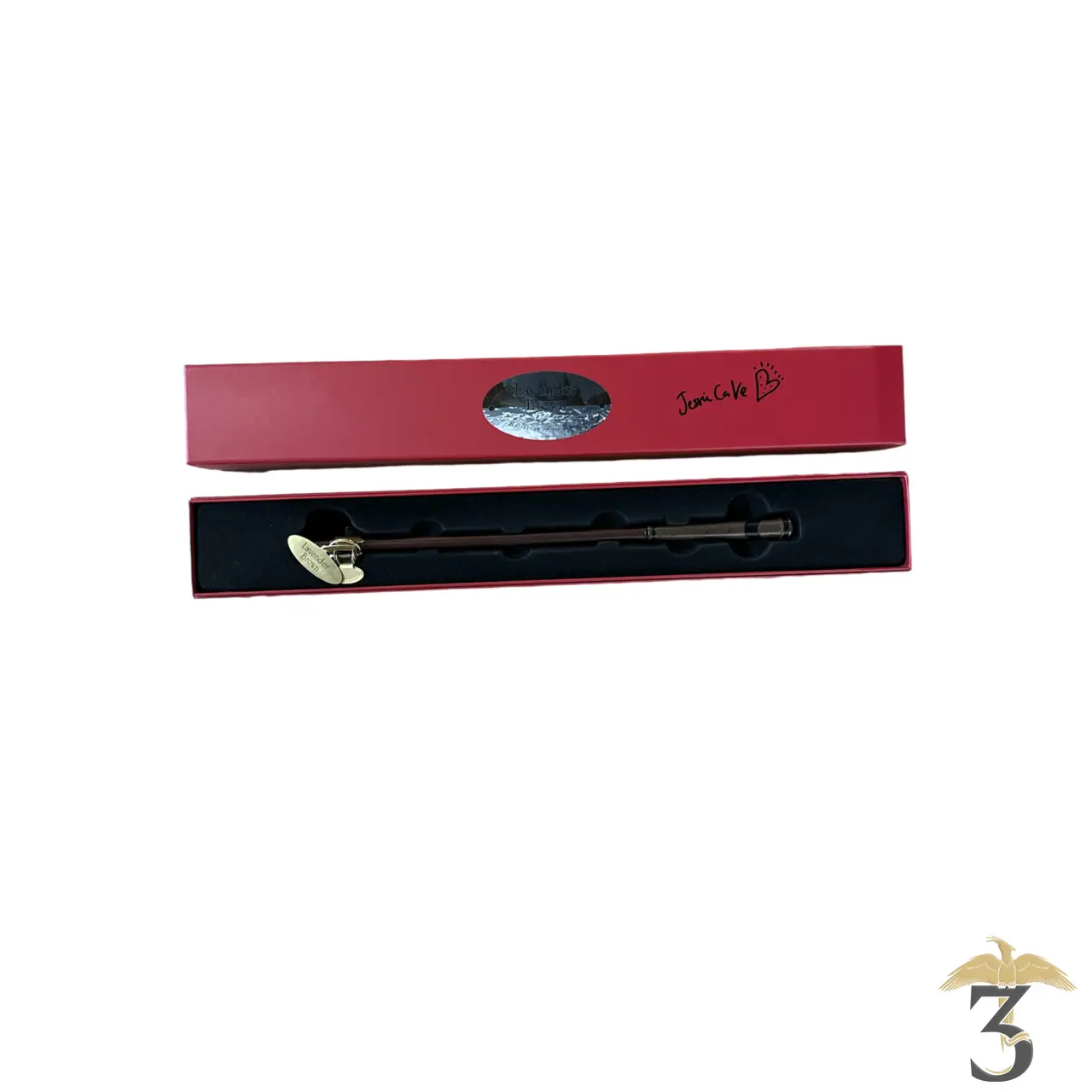 Baguette dedicace par jessie cave en vente au magasin Harry Potter Les Trois Reliques, photo N°2