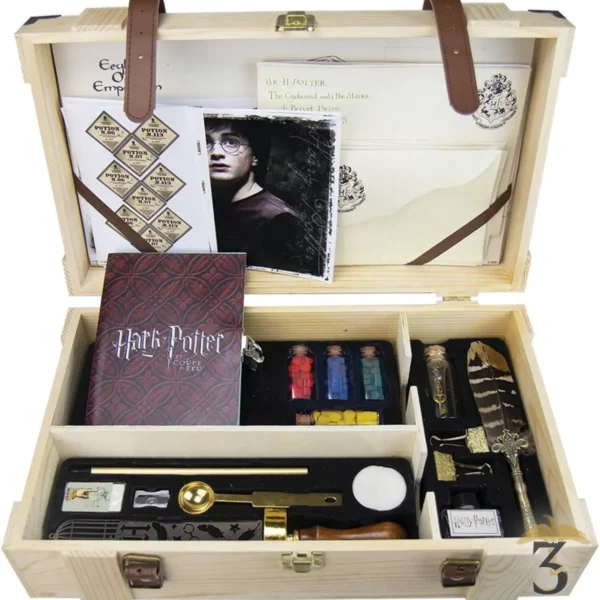 CABINET DE CURIOSITE - Les Trois Reliques, magasin Harry Potter - Photo N°2