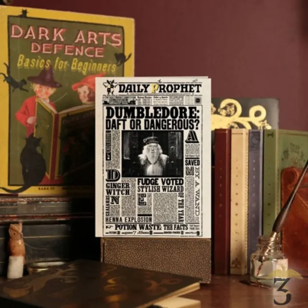 Carte de vœux lenticulaire - Dumbledore: Ridicule ou Dangereux? - Les Trois Reliques, magasin Harry Potter - Photo N°3