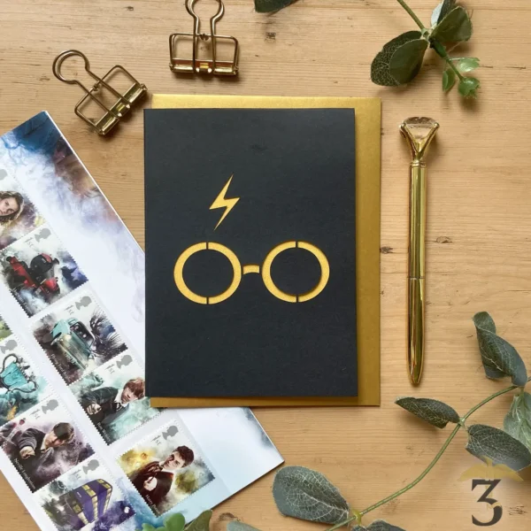 CARTE + ENVELOPPE LUNETTES - Les Trois Reliques, magasin Harry Potter - Photo N°1