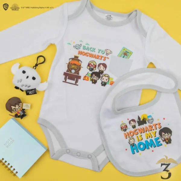 Coffret bébé hogwarts is my home body + bavoir 6/12 mois - Les Trois Reliques, magasin Harry Potter - Photo N°3