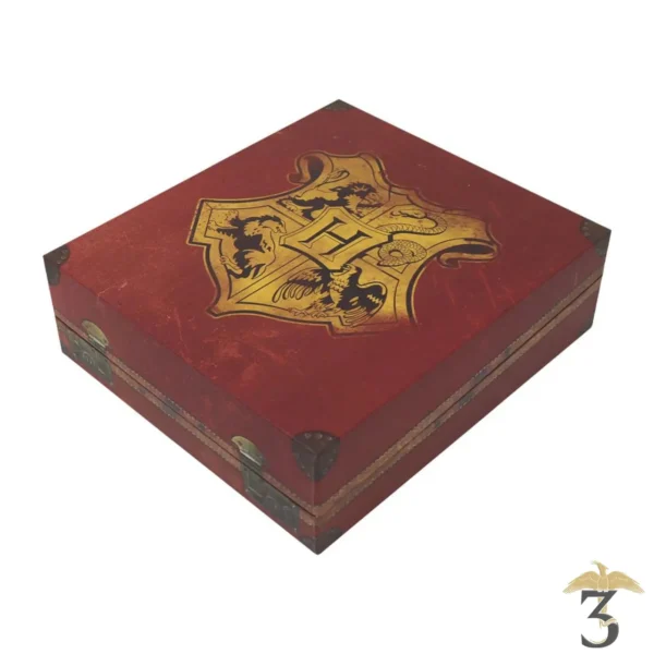 COFFRET CADEAU COLLECTOR JOURNEY TO HOGWART - Les Trois Reliques, magasin Harry Potter - Photo N°2