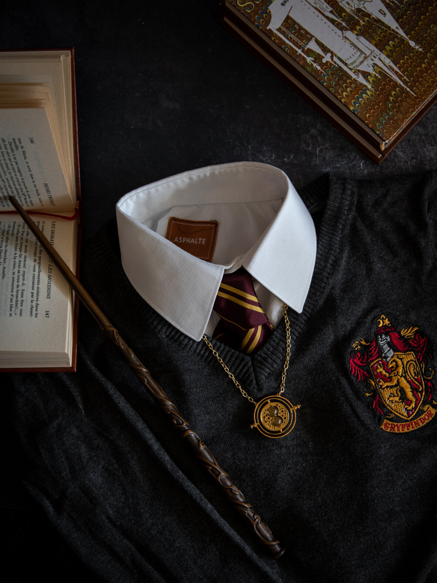 Costumes et robes de sorciers - Les Trois Reliques