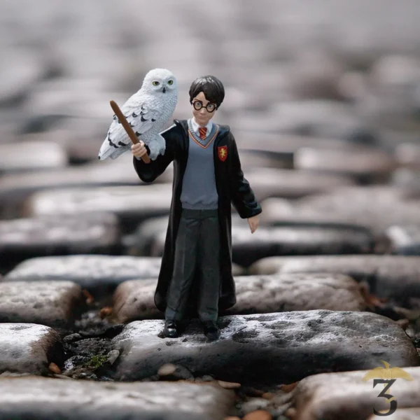 Figurine harry potter et hedwige - Les Trois Reliques, magasin Harry Potter - Photo N°2