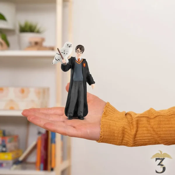 Figurine harry potter et hedwige - Les Trois Reliques, magasin Harry Potter - Photo N°3