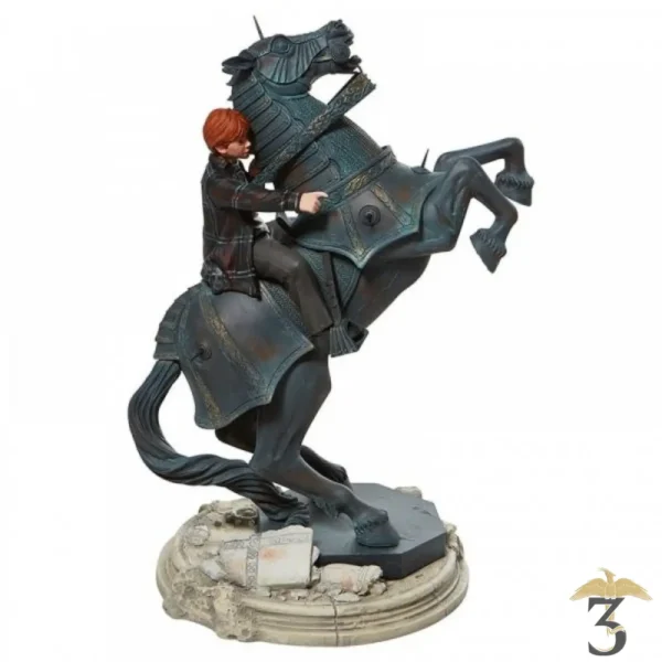 Figurine Masterpiece Ron Weasley sur pièce échec cavalier - Les Trois Reliques, magasin Harry Potter - Photo N°2