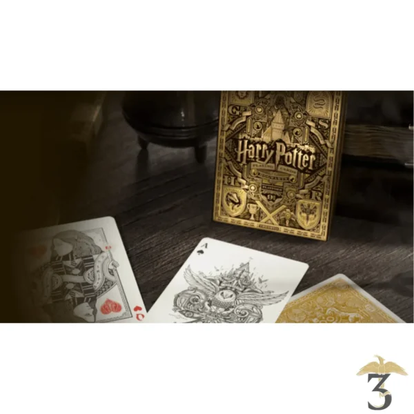 JEU DE CARTE COLLECTOR POUFSOUFFLE - Les Trois Reliques, magasin Harry Potter - Photo N°2