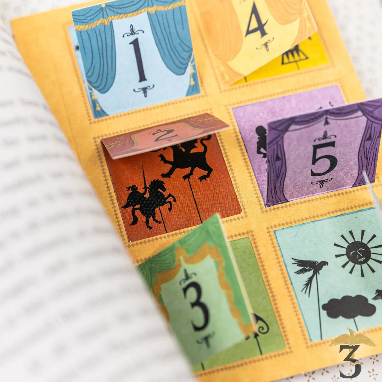 La belle et la bete illustre par minalima - Les Trois Reliques, magasin Harry Potter - Photo N°2