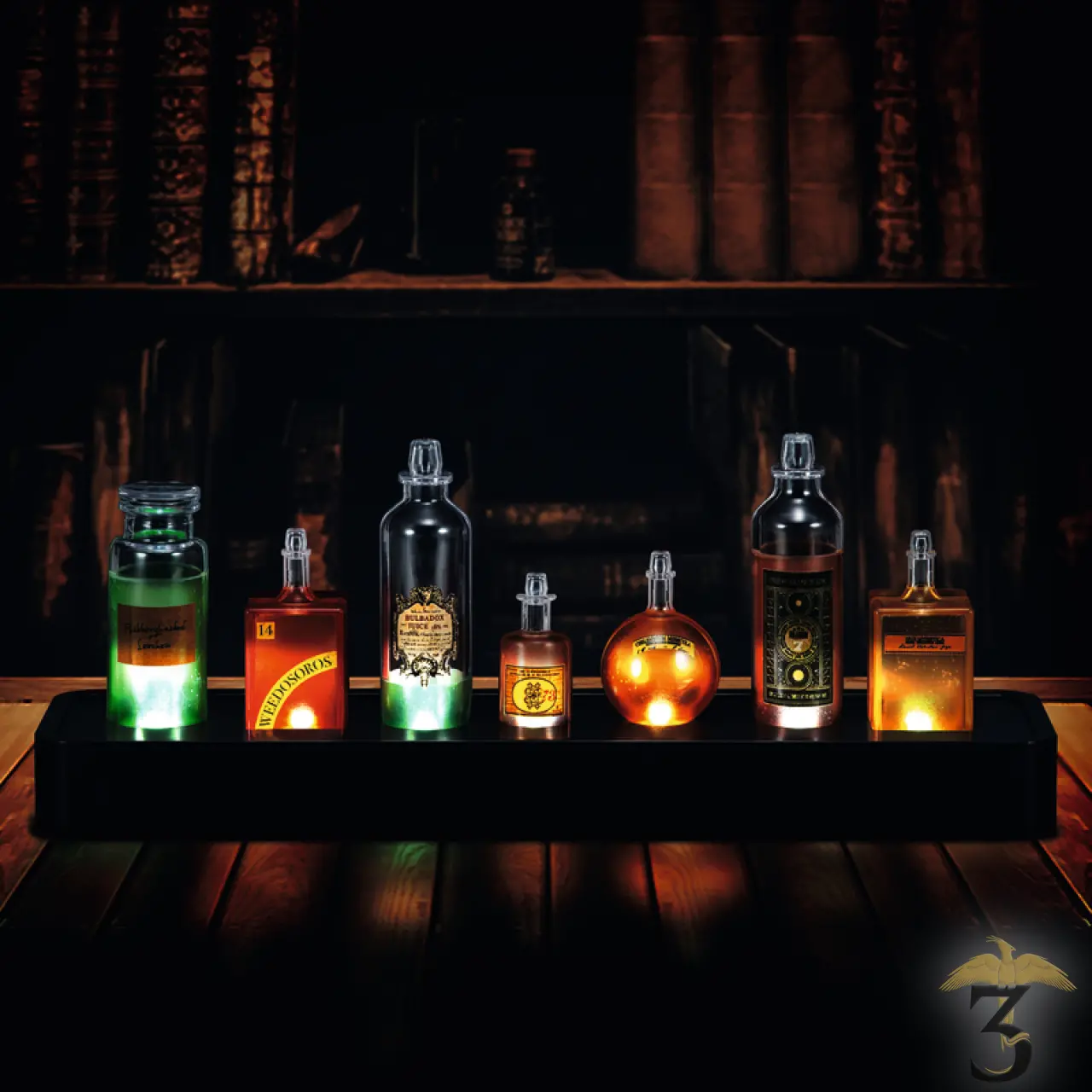 LAMPE POTION en vente au magasin Harry Potter Les Trois Reliques, photo N°2