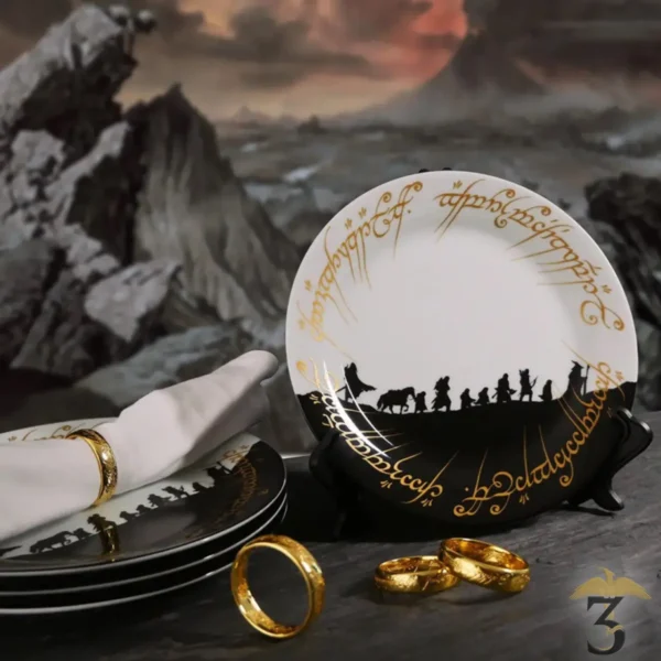 Lot de 4 assiettes et 4 anneaux ronds de serviettes – seigneur des anneaux - Les Trois Reliques, magasin Harry Potter - Photo N°2