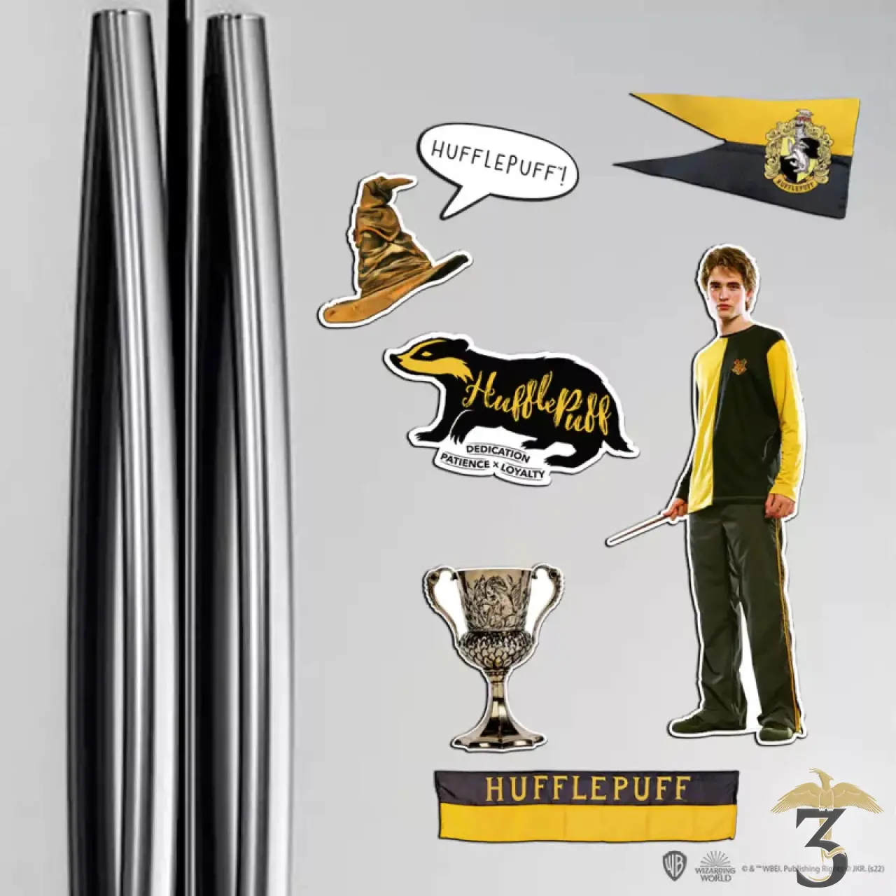 MAGNET EN MOUSSE CEDRIC - Les Trois Reliques, magasin Harry Potter - Photo N°2