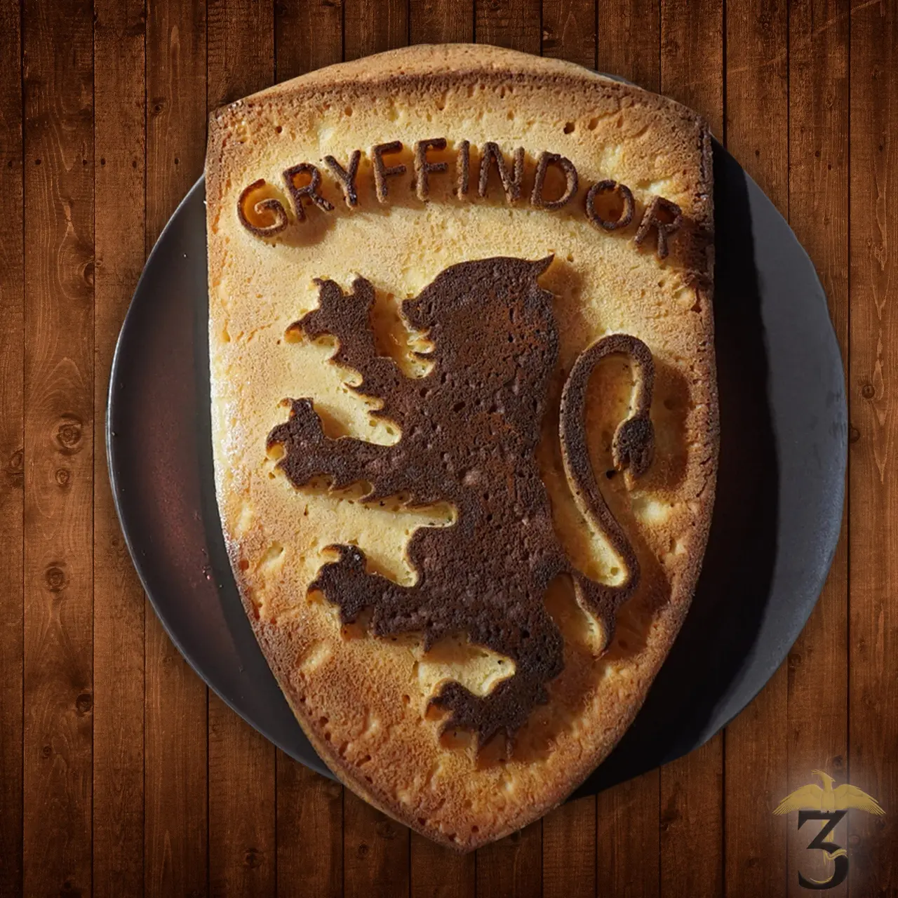 Moule a gateaux en silicone gryffondor en vente au magasin Harry Potter Les Trois Reliques, photo N°3