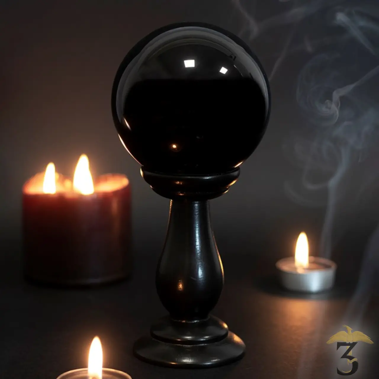 Petite boule de cristal noire sur support - Les Trois Reliques, magasin Harry Potter - Photo N°2