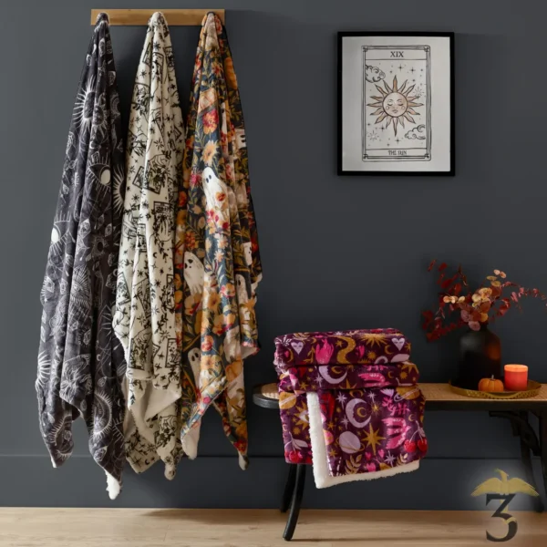 Plaid bootanical fantômes et fleurs 130×180 - Les Trois Reliques, magasin Harry Potter - Photo N°6