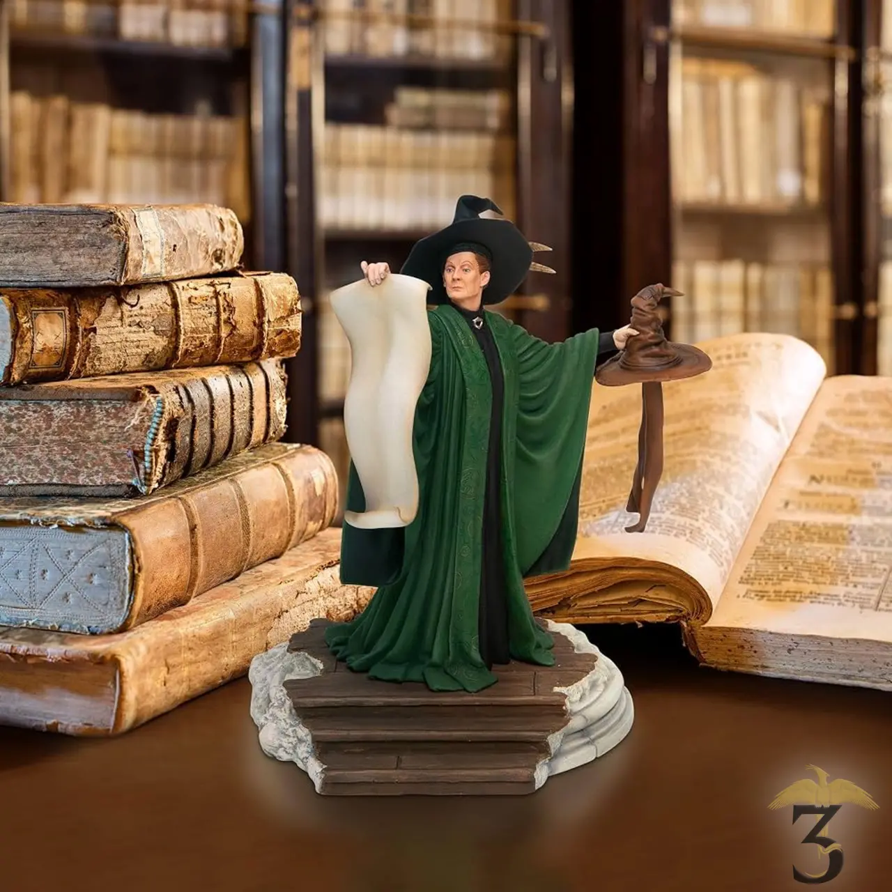 Statue minerva mcgonagall - Les Trois Reliques, magasin Harry Potter - Photo N°4