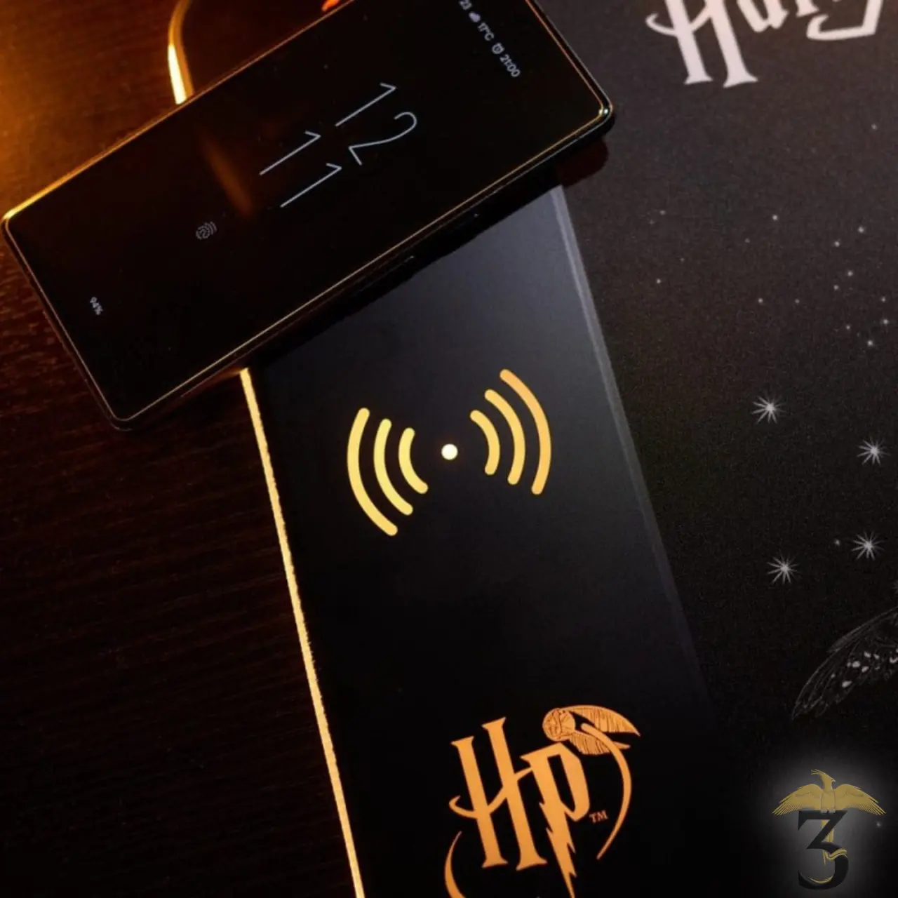 Tapis de souris lumineux avec chargeur induction - Les Trois Reliques, magasin Harry Potter - Photo N°4