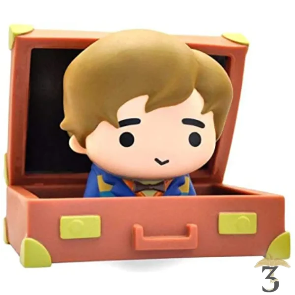 TIRELIRE CHIBI NORBERT DRAGONNEAU VALISE - Les Trois Reliques, magasin Harry Potter - Photo N°1